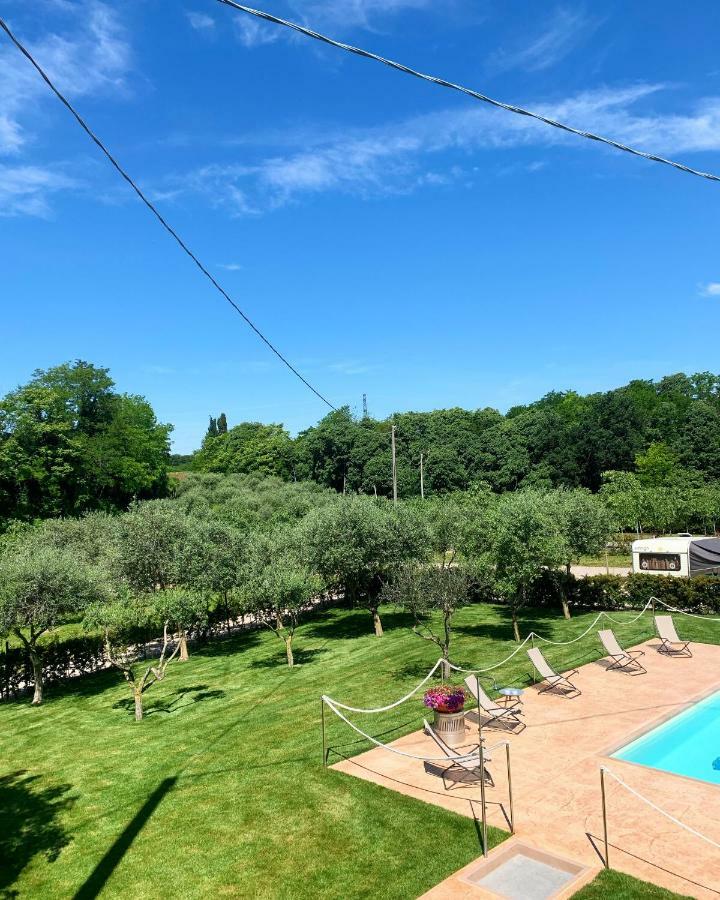 Seregnér Agricamping - Adults Only 18 - solo piazzole libere per camper, tende e roulotte Monzambano Exterior foto
